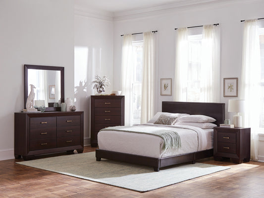 Warwick Dark Cocoa 5-piece Queen Bedroom Set