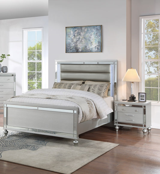 Bedroom Furniture Modern Est King Size Bed 2x Nightstands LED Lights Glass Panel Horizontal Tufting Silver