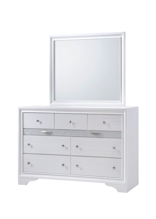 Matrix Traditional 7 Drawer Dresser in White made with Wood
