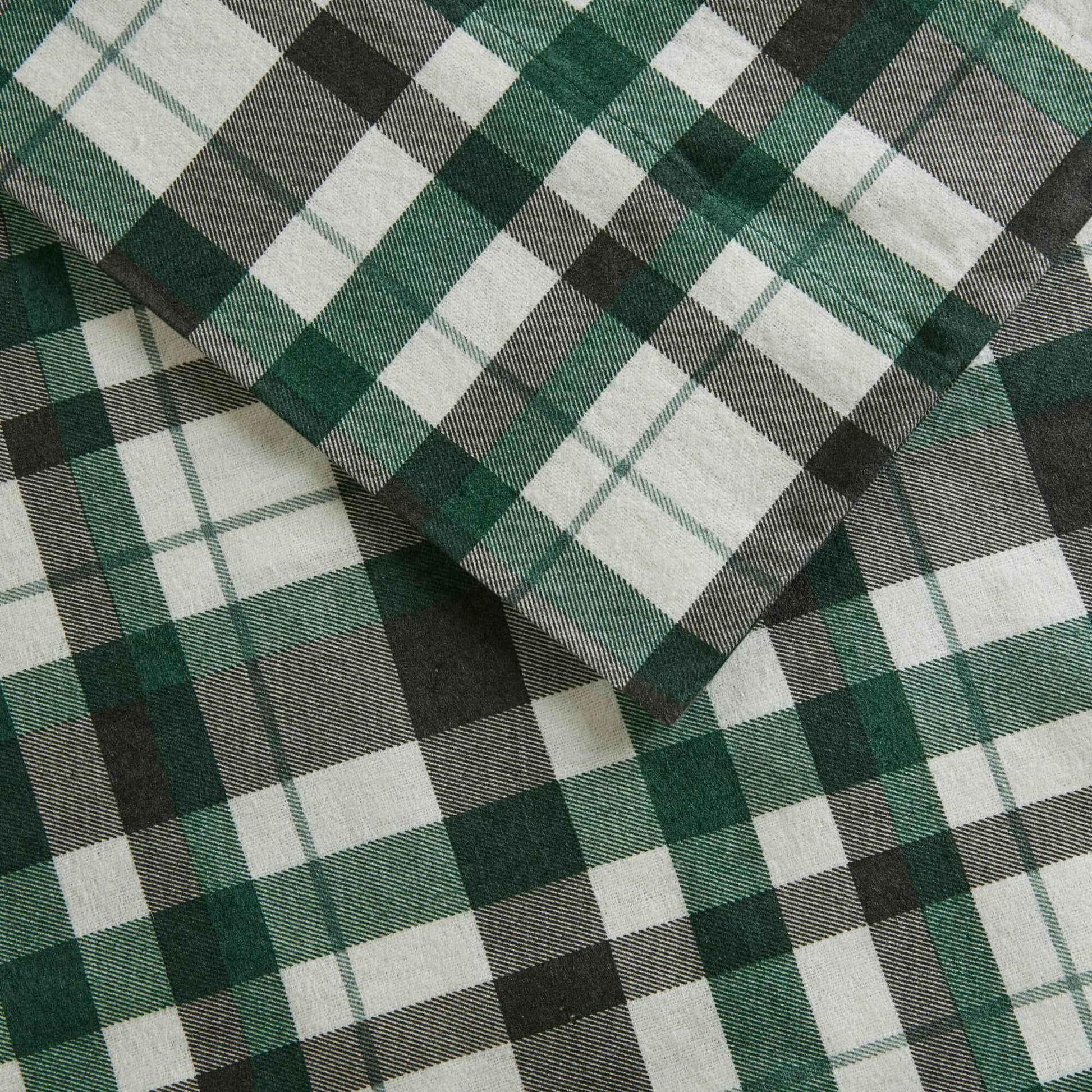 24505415