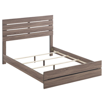 Geary Oak 4-Piece Slatted Headboard Panel Bedroom Set in Barrel Oak with Engineered Wood Construction