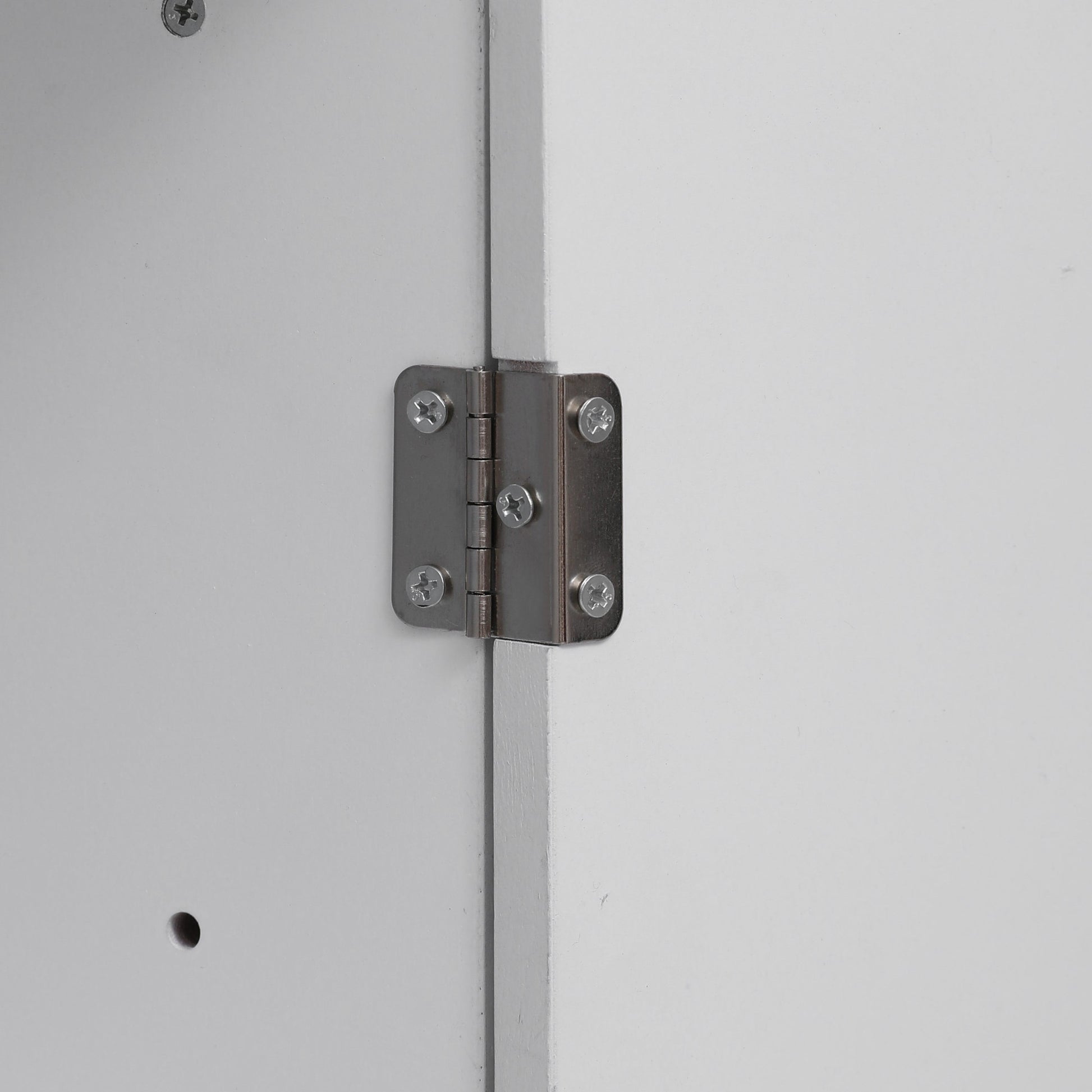 24501519
